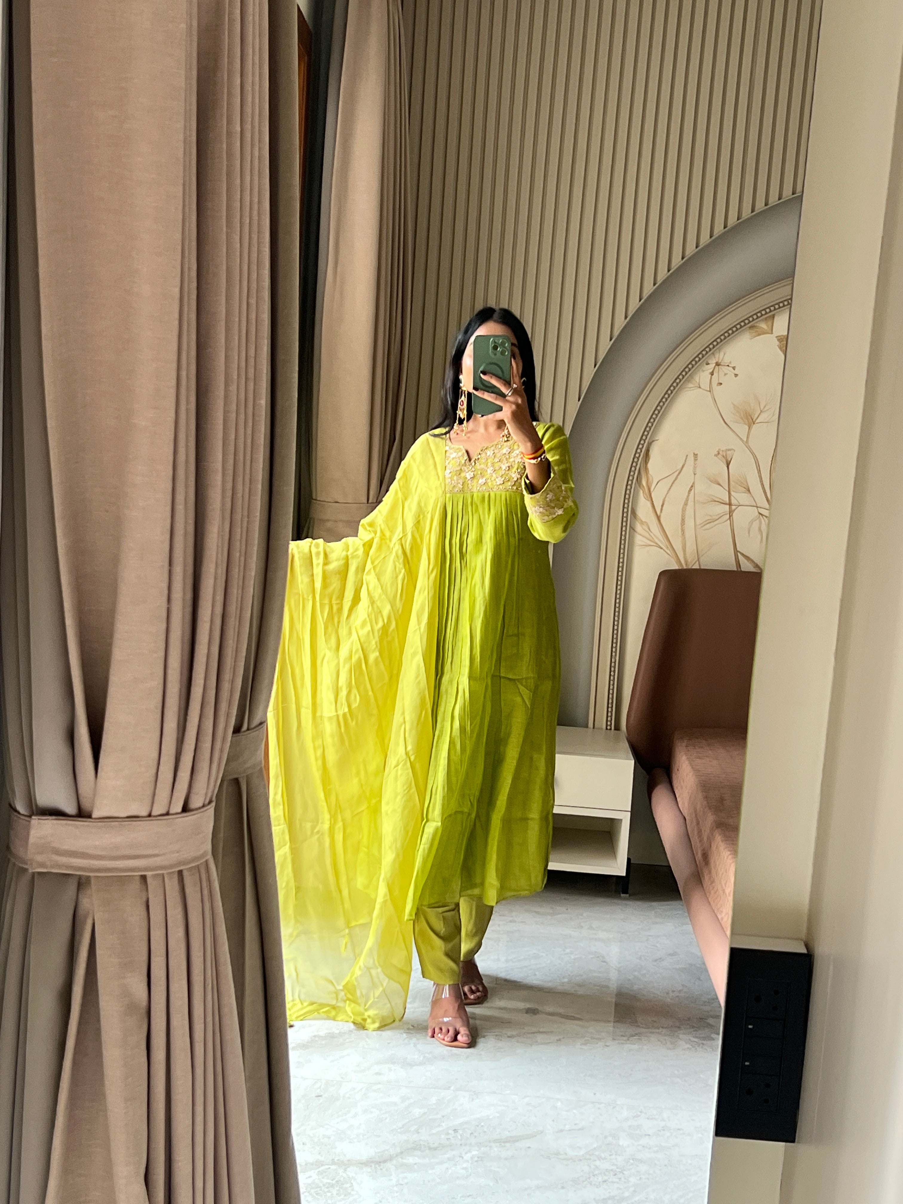 Mul chanderi suit set with beautiful thread work