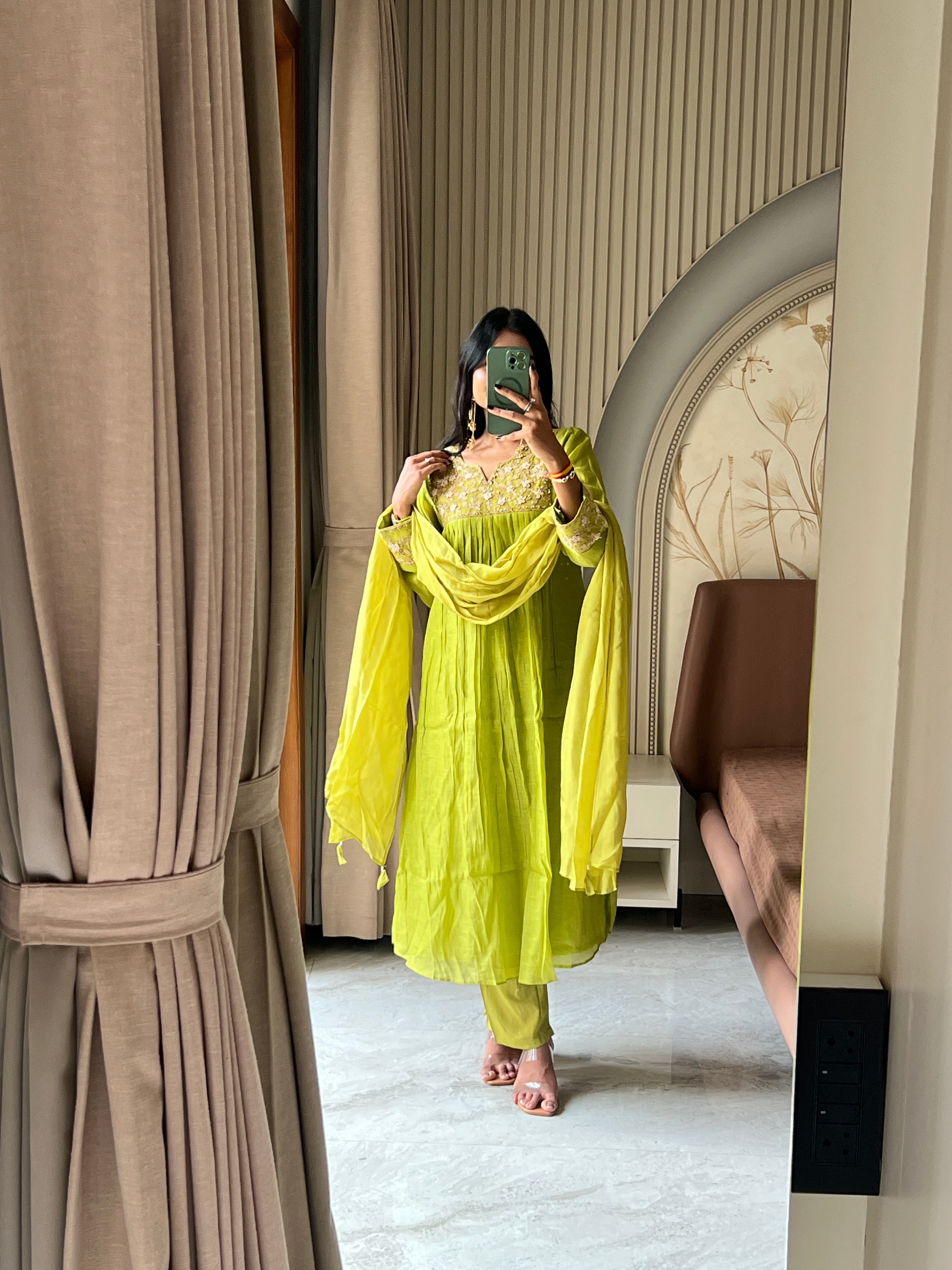 Mul chanderi suit set with beautiful thread work