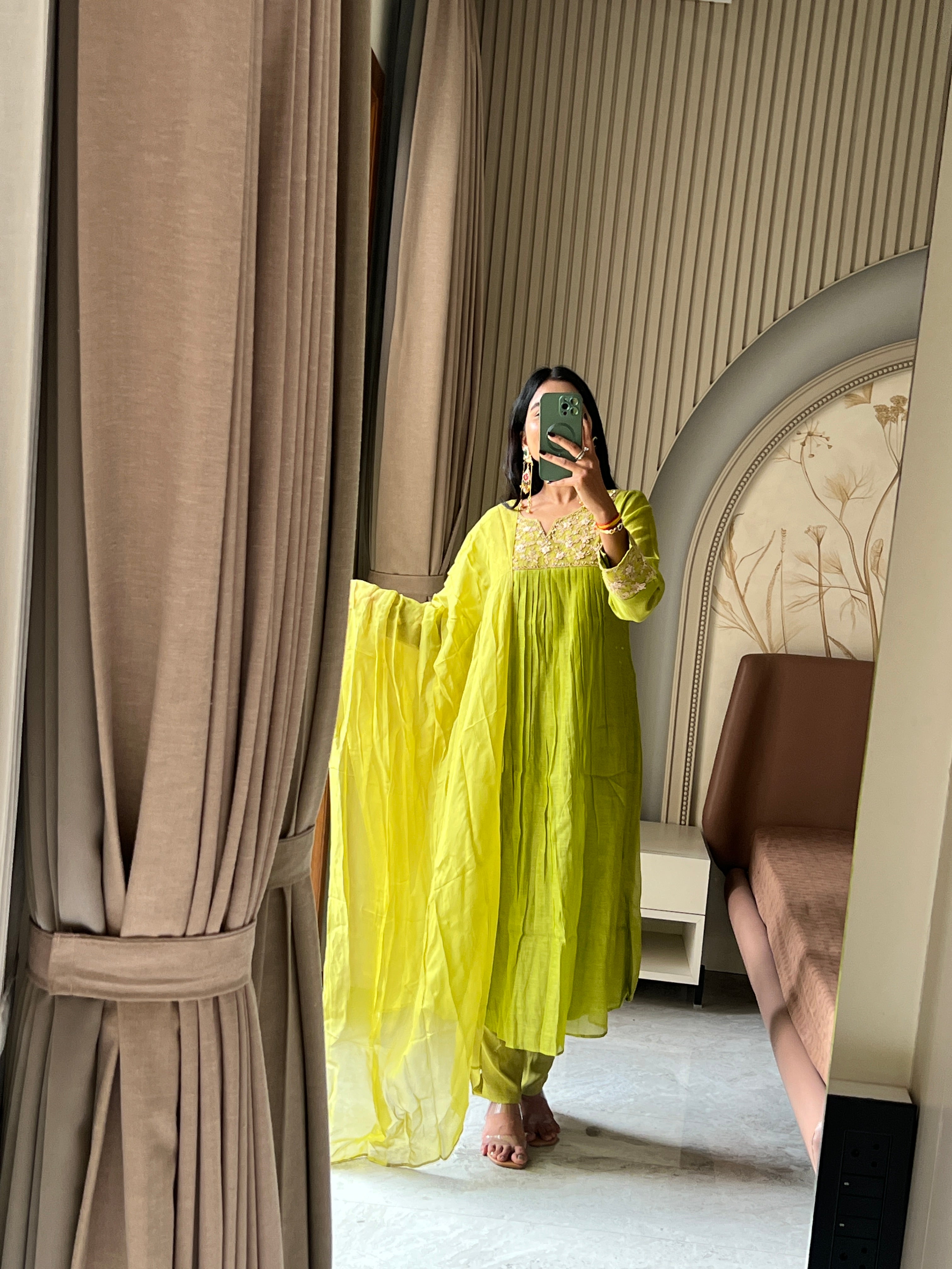 Mul chanderi suit set with beautiful thread work