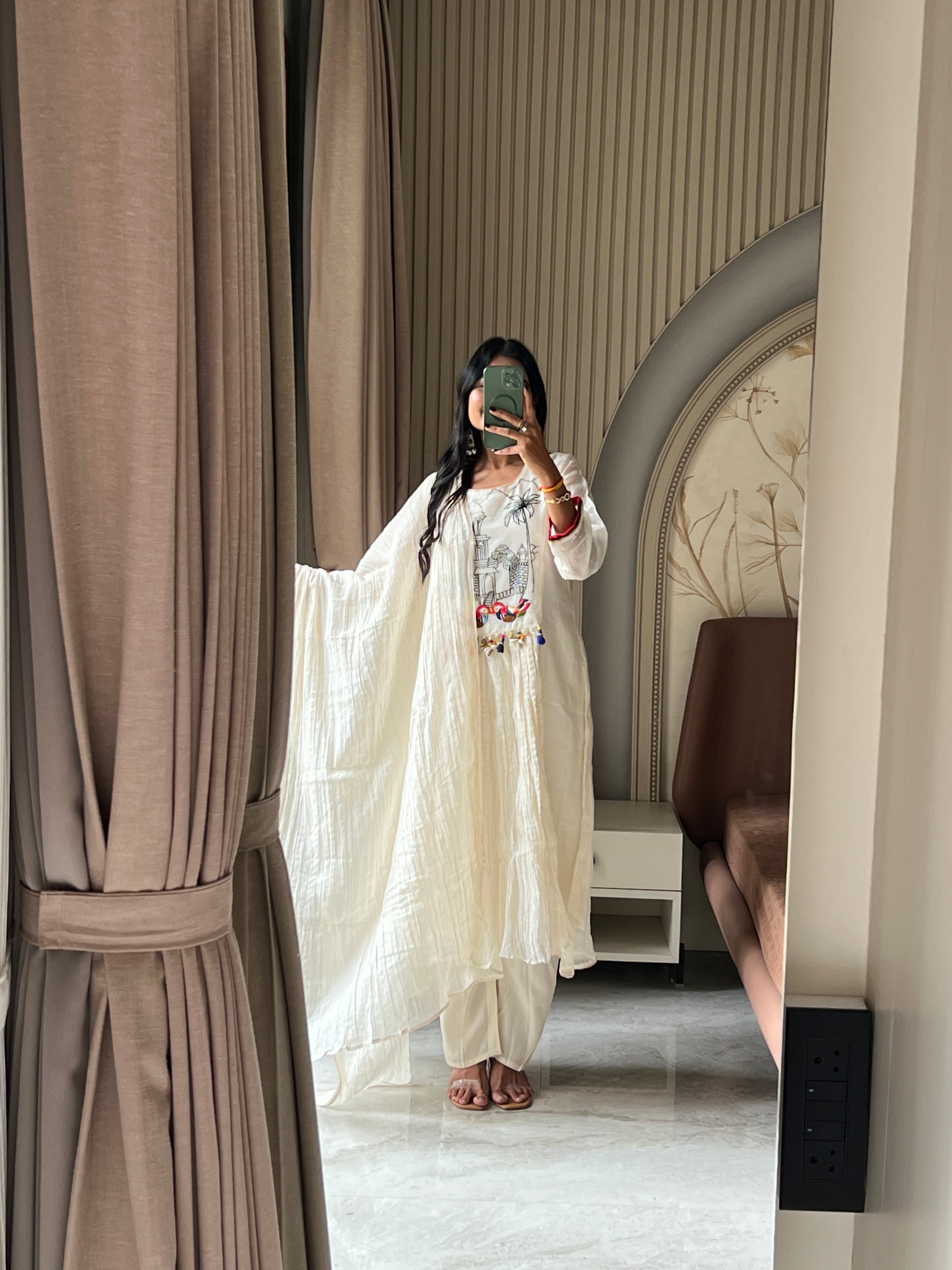 White suit set with beautiful thread work