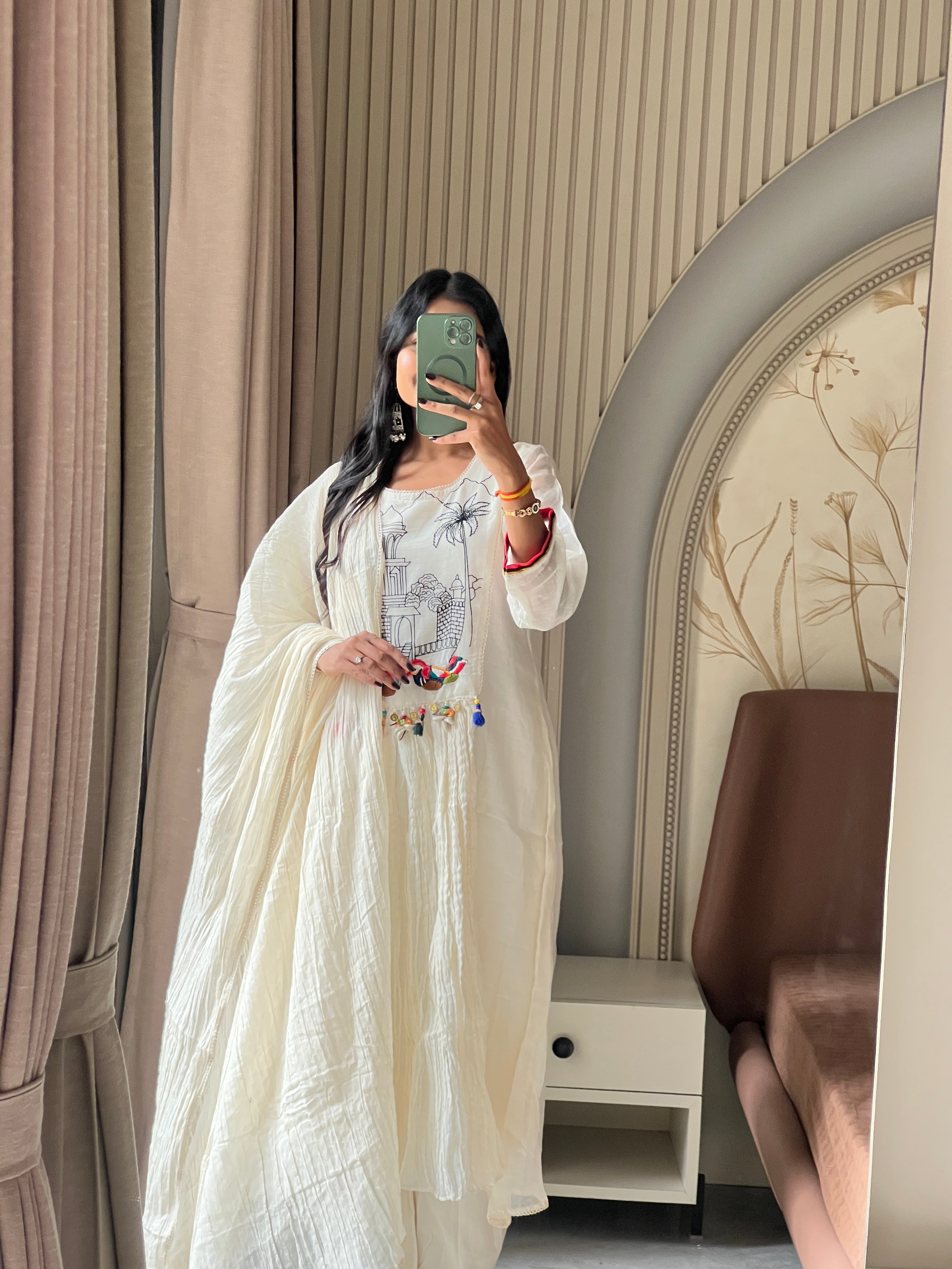 White suit set with beautiful thread work