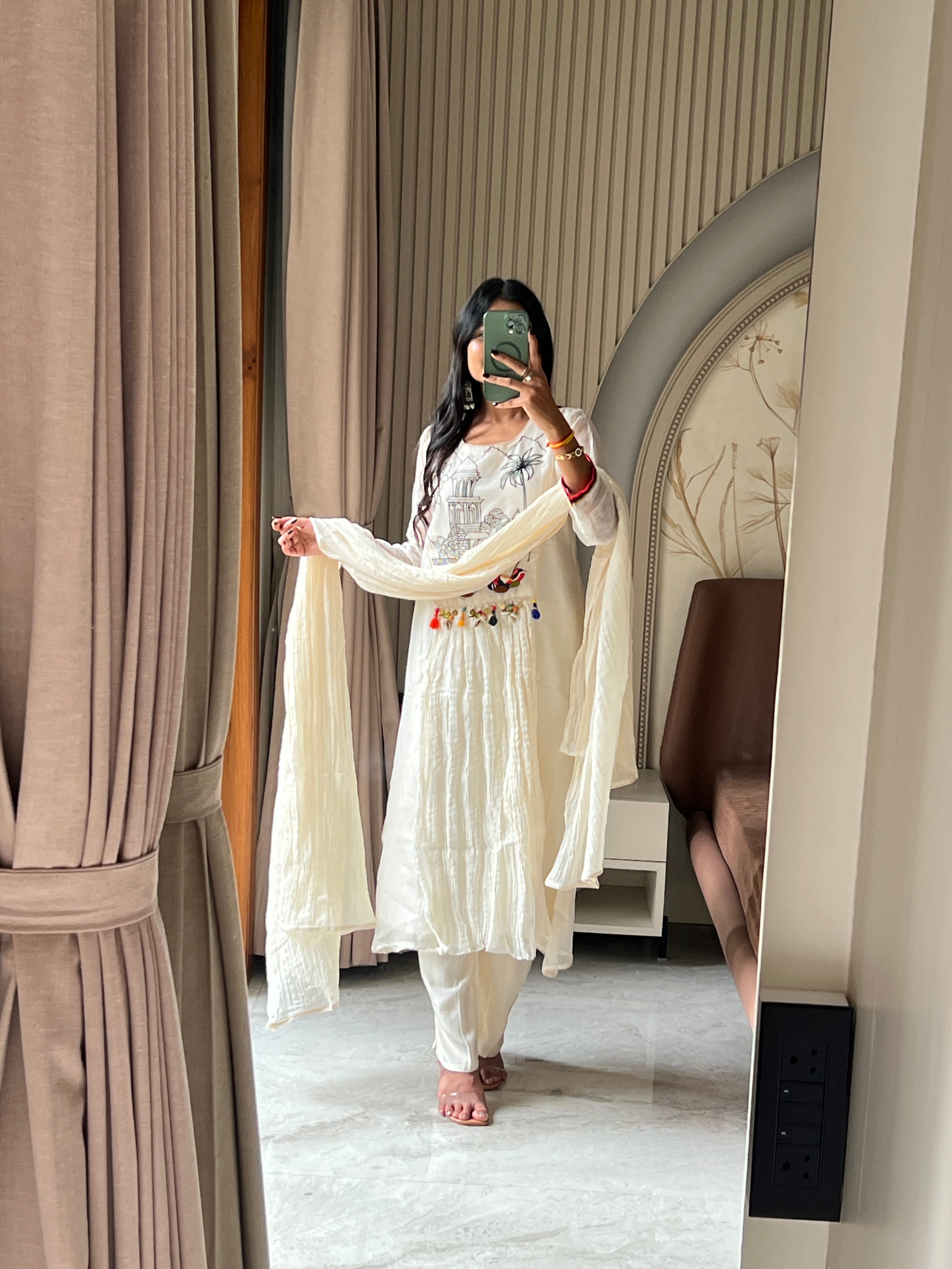 White suit set with beautiful thread work