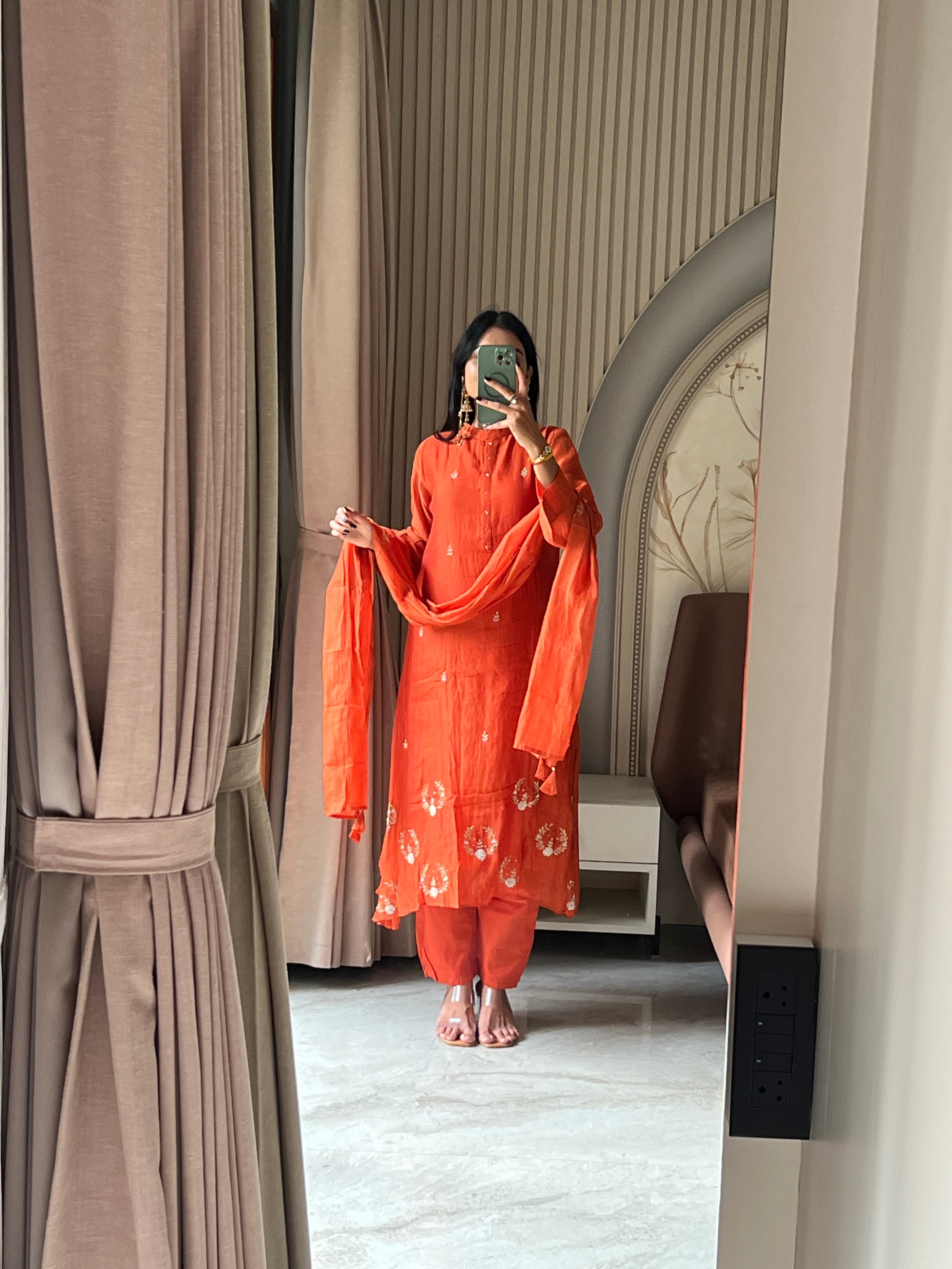 Mul chanderi suit set with beautiful Daman work