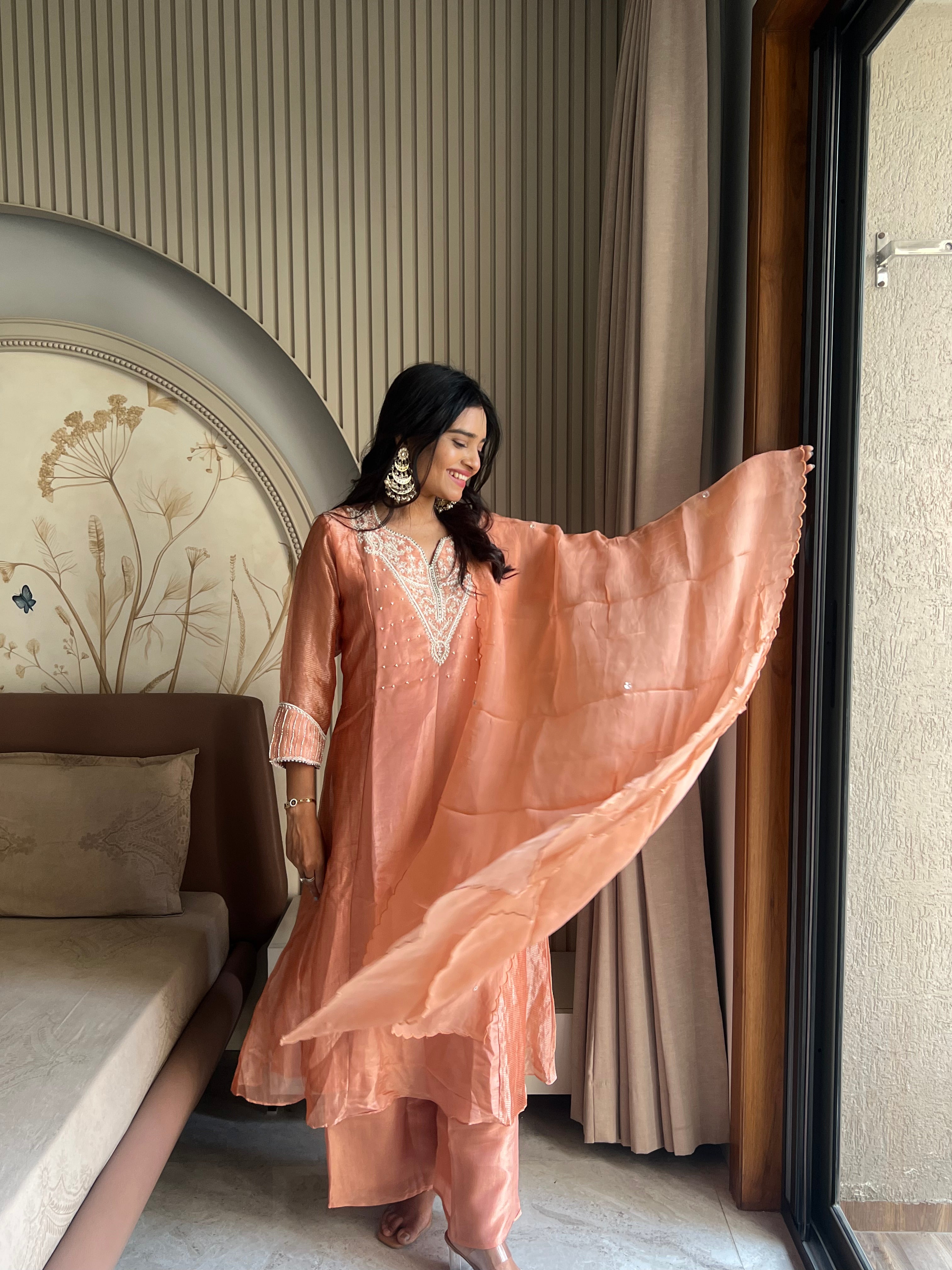 Peach tissue pearl work suit set