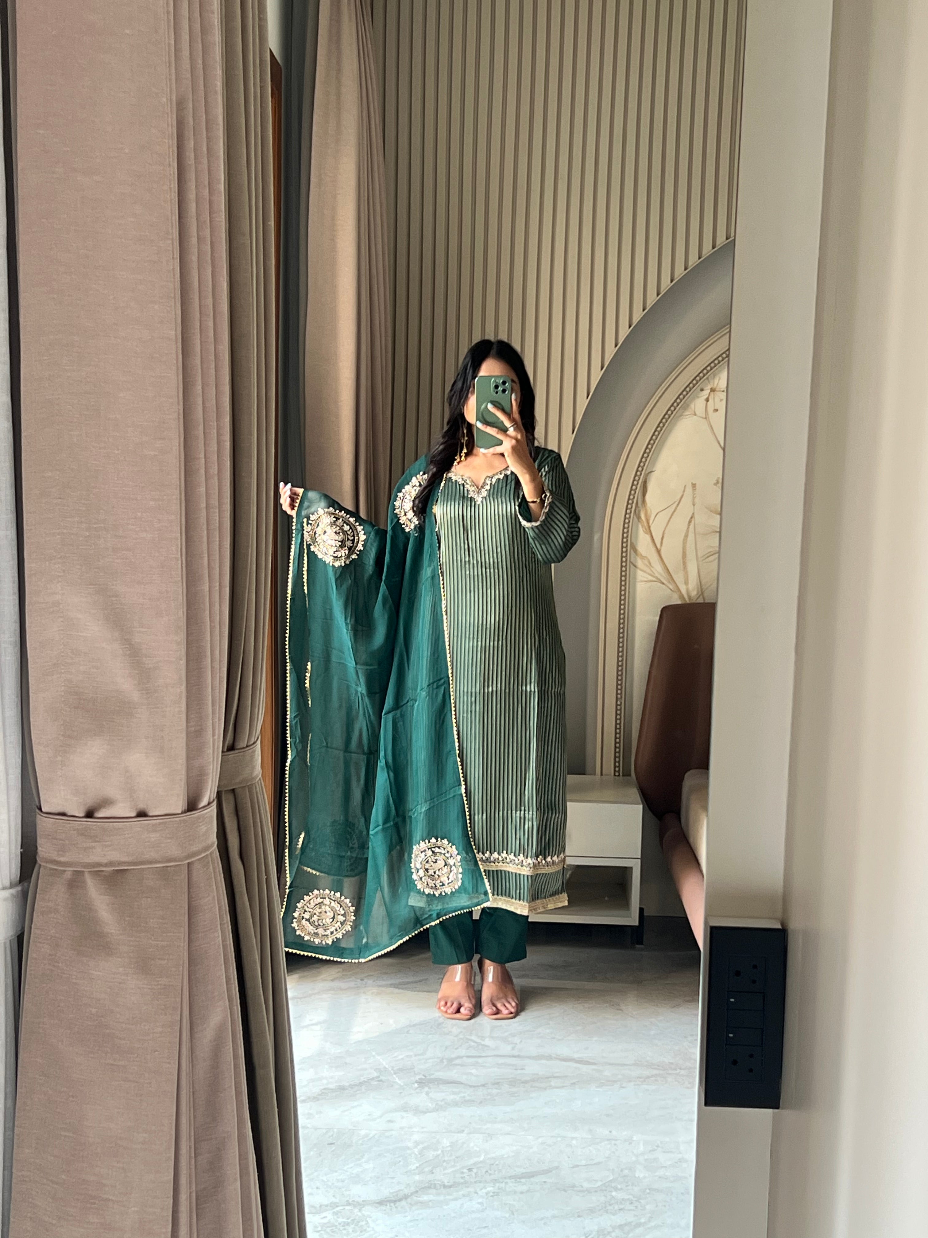 Green tissue suit set