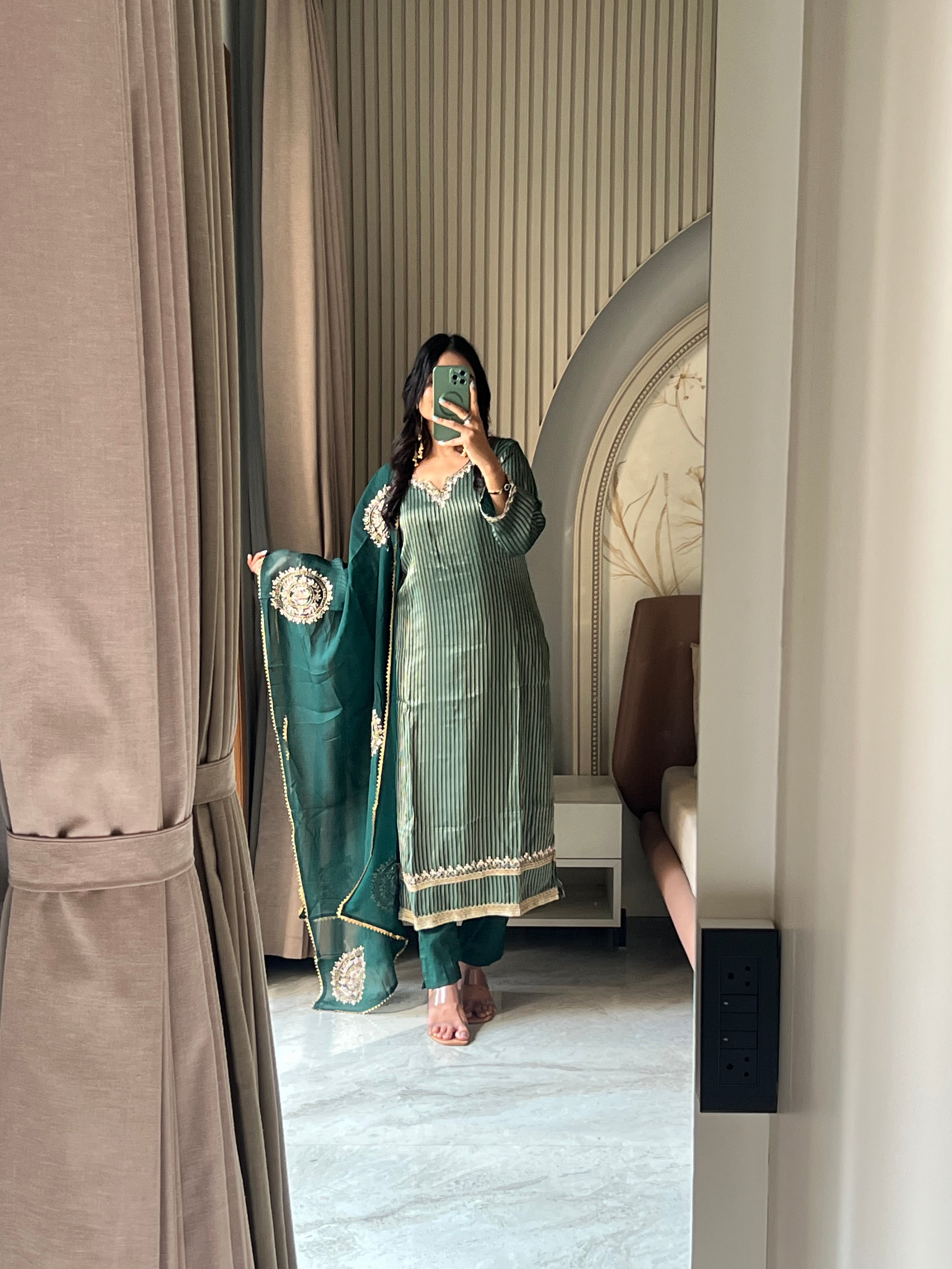 Green tissue suit set