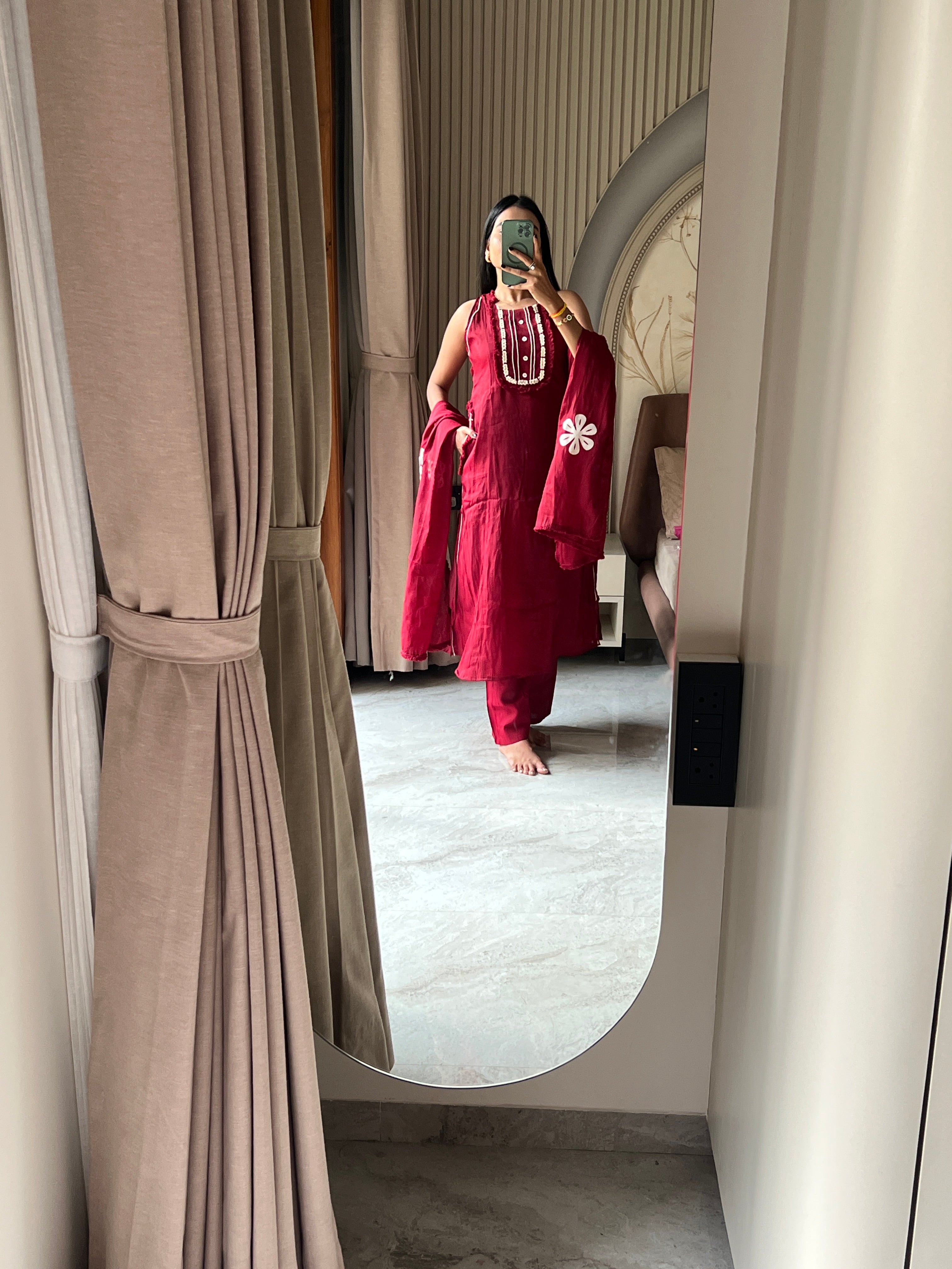 Maroon sleeveless 3 piece set