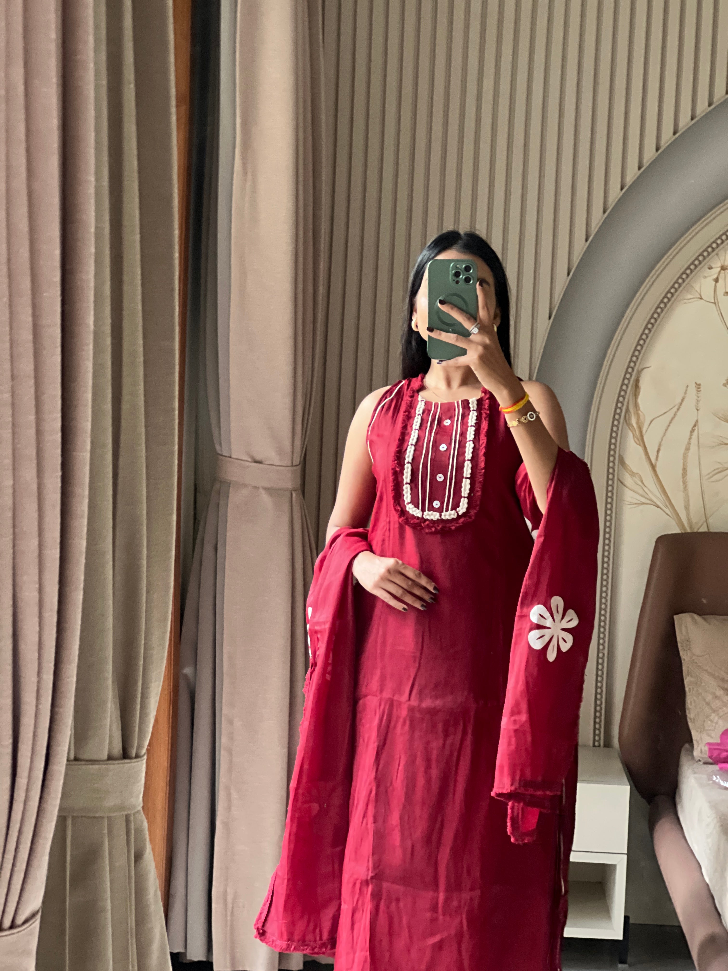 Maroon sleeveless 3 piece set